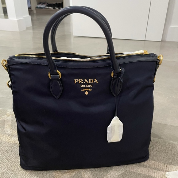 Prada re nylon tote - Picture 1 of 2